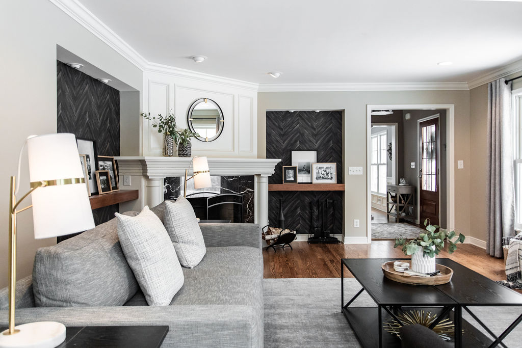 north oaks mn, mn interior design, north oaks mn designer, mn living room design, chevron wallpaper pattern, Katie kurtz mn, north oaks homes