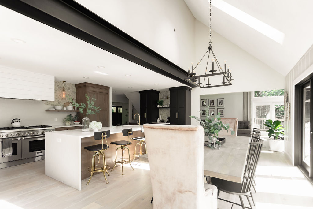 north oaks homes, mn luxury homes, kitchen renovations, Katie kurtz mn, adorned homes, Marvin windows, top mn interior designer, urban floor chene, brizo faucet, Thermador apppliances, waterfall countertops, mn interior design blog, mn luxury real estate